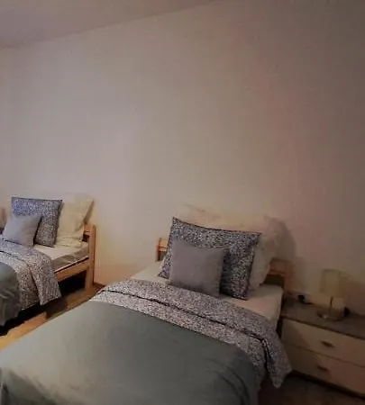 アパート Malna Vendeghaz